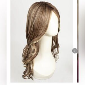 RAQUEL WELCH MODEL MODE, SS CAPPUCCINO WITH TAG